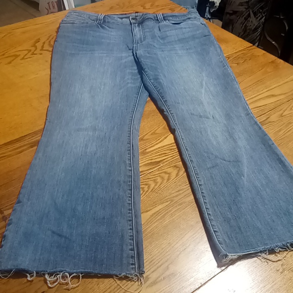 KUT FROM THE KLOTH Jeans Womens 16 BLUE NICOLE CROPPED BOOTCUT DENIM Preowned